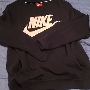 Nike sweatshirt size M